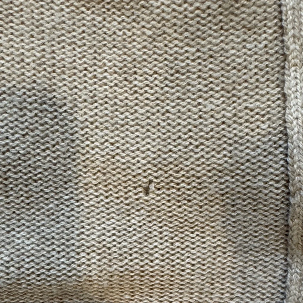 Aritzia Beekman Cardigan - Wool and Cashmere - Picture 5 of 5